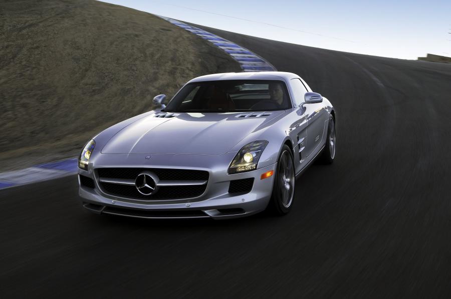  Mercedes-Benz SLS AMG 2010 года  (фото 148 из 526)